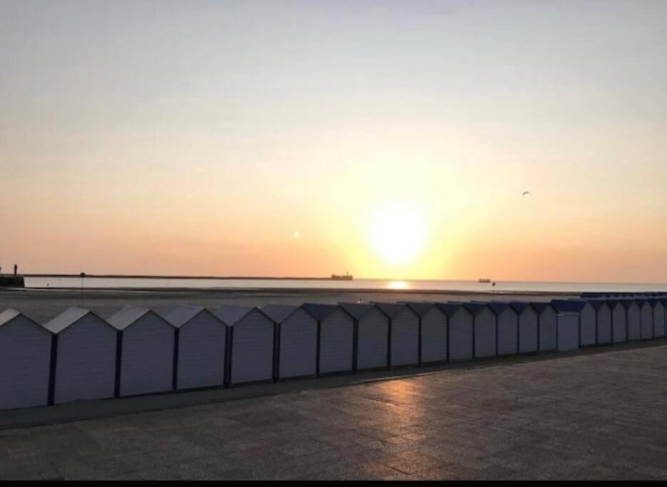 Apartamento L'Amazonia : Face A La Basilique Parking Gratuit Boulogne-sur-Mer Exterior foto